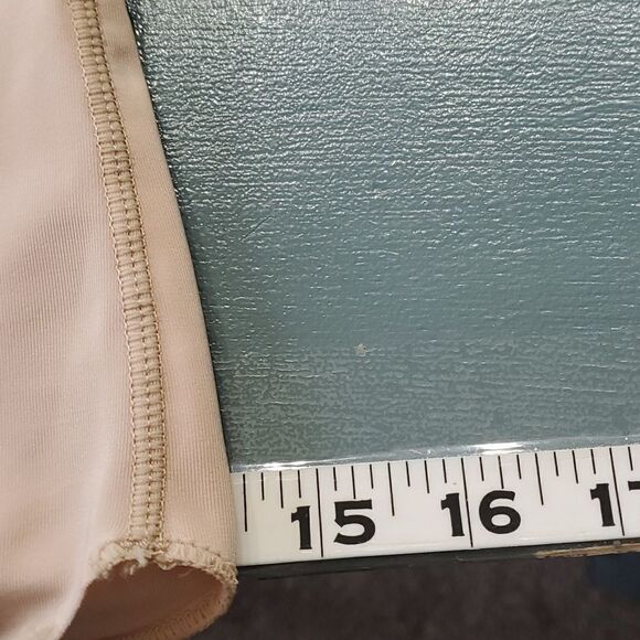 Slip girdle,  tan size medium.  Figure improving technology. Atyle # 381313. - Picture 7 of 8